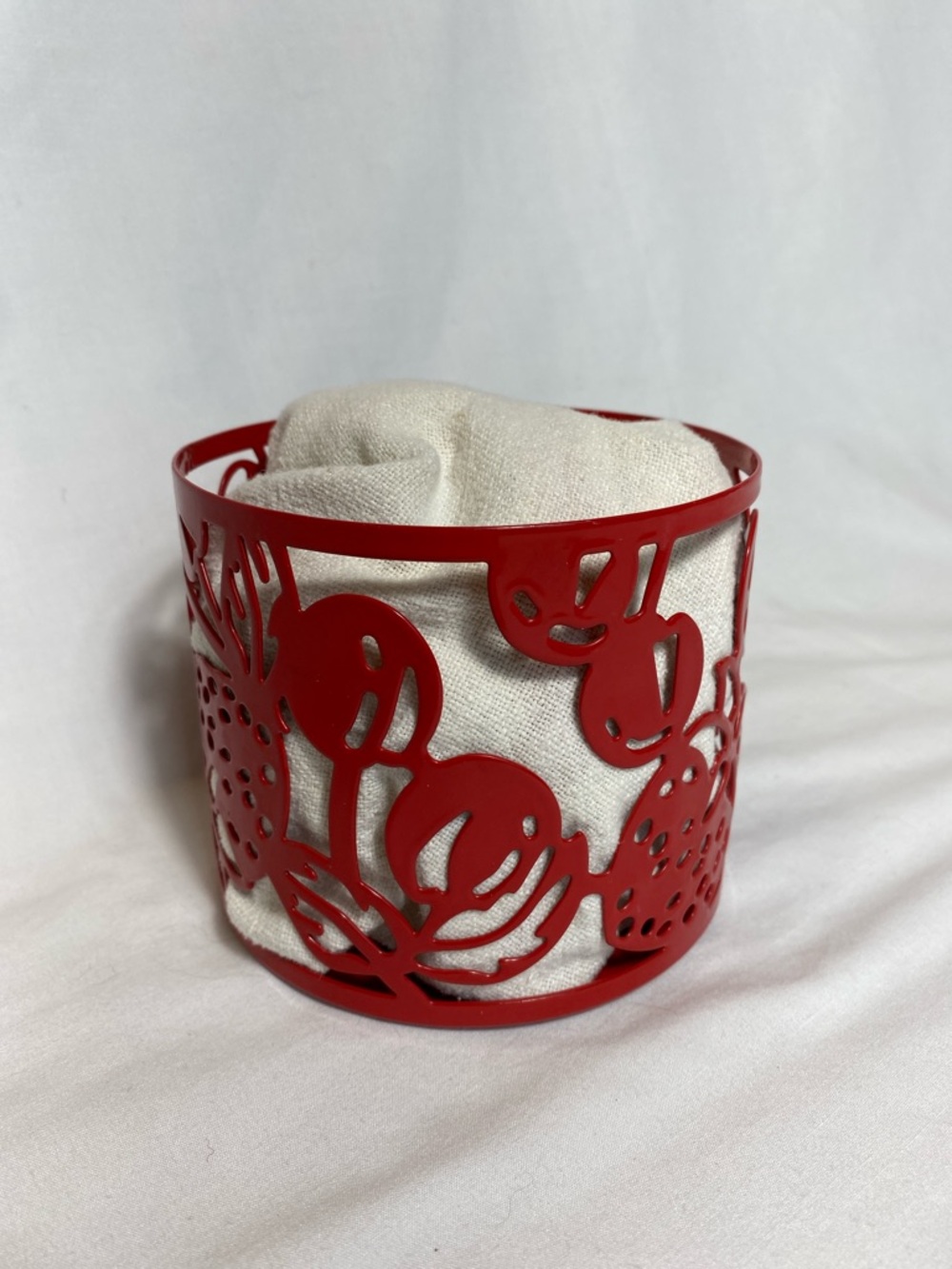 Bath & Body Works Strawberry Cherry 3 Wick Candle Holder Red Metal Slatkin